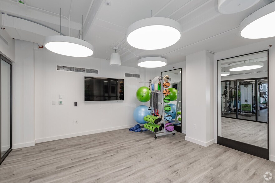 More Photos Of 2025 Fulton Pl, Reston Multifamily For Sale