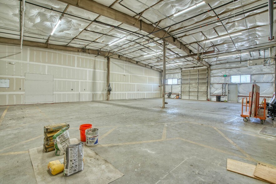 More Photos Of 4571 N Broadway St, Boulder Warehouse For Sale
