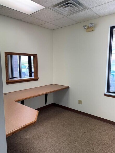 More Photos Of , Trimble Office For Sale