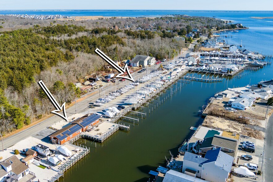 More Photos Of 100 Harbor Inn Rd, Bayville Shipyard For Sale