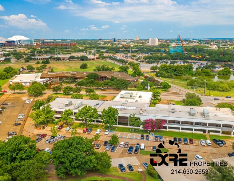 More Photos Of 624 Six Flags Dr, Arlington Office For Lease