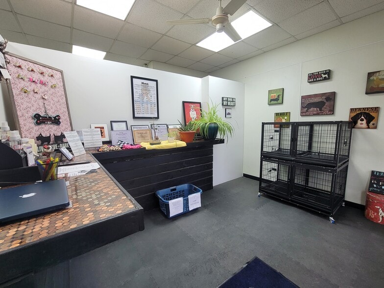 More Photos Of 3333 Louisa St, Catlettsburg Freestanding For Lease