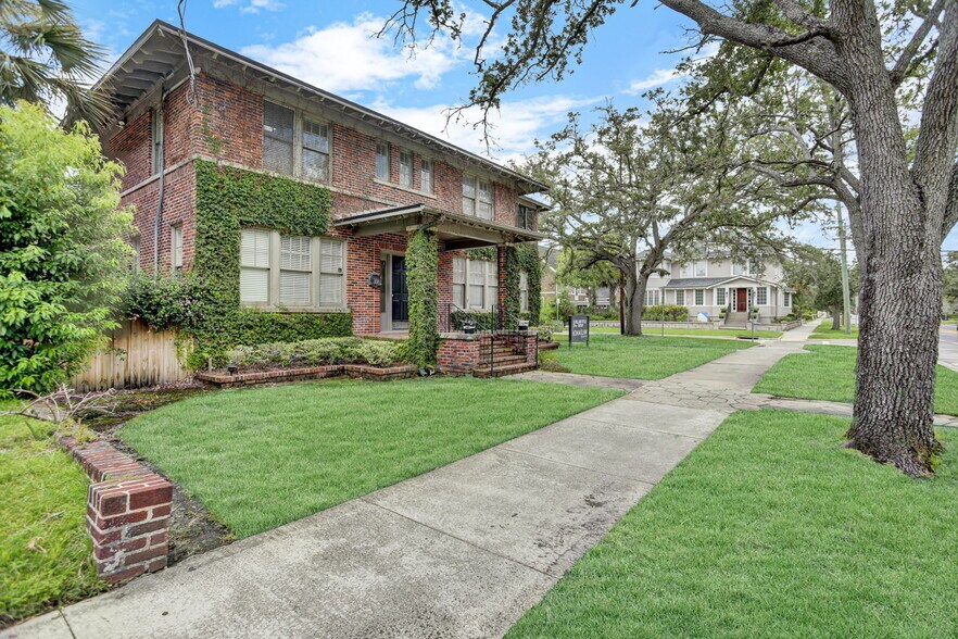 More Photos Of 2258 Riverside Ave, Jacksonville Office For Sale