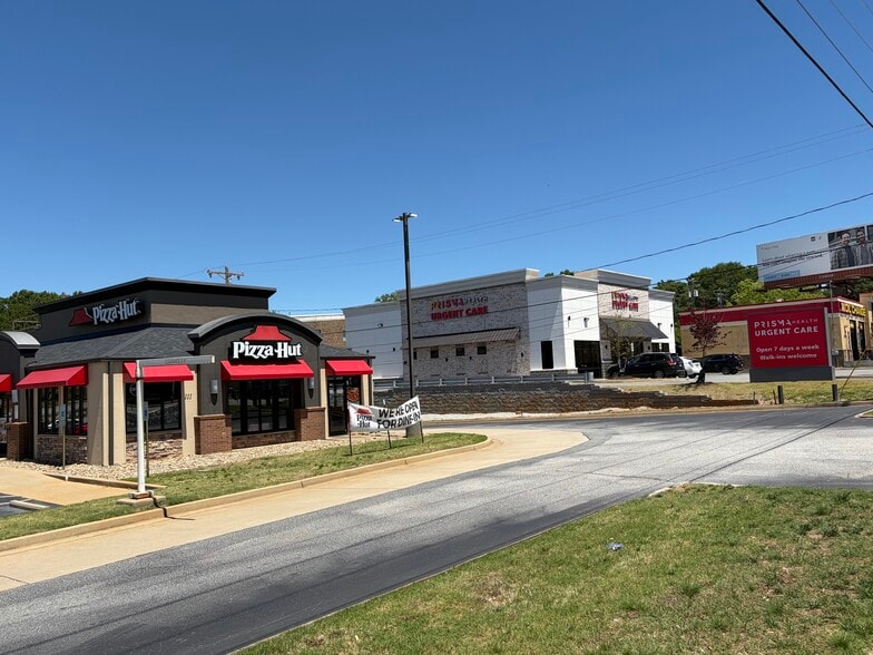 More Photos Of 111 State Park Rd, Greenville Fast Food For Sale