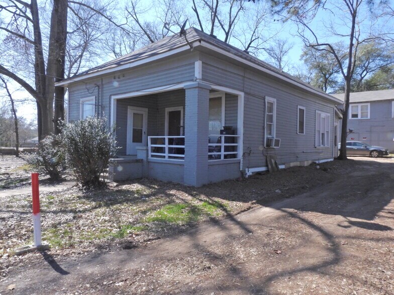 More Photos Of 443 S Main St, Longview Apartments For Sale