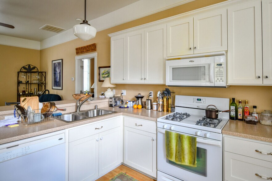 More Photos Of 100 Union St, Nevada City Office For Sale