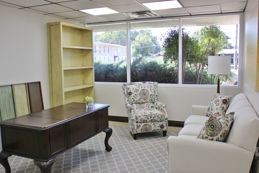More Photos Of 4900 N Portland Ave, Oklahoma City Office For Lease