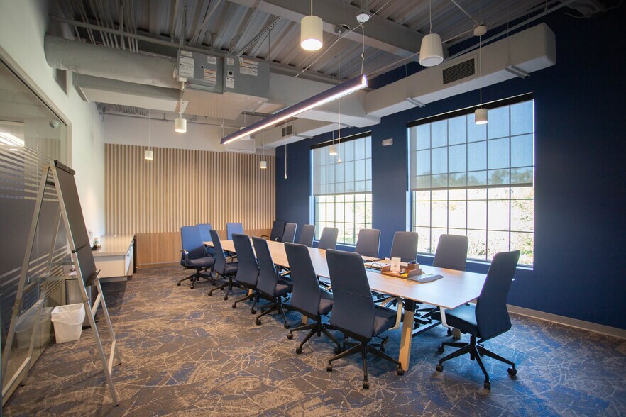 More Photos Of 270 W Plant St, Winter Garden Office For Sale