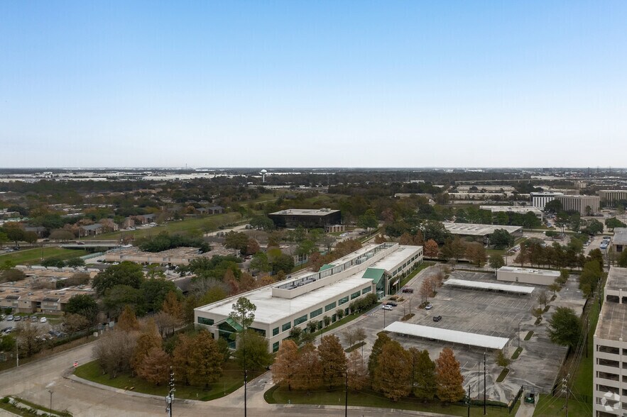 More Photos Of 390 Benmar Dr, Houston Office For Sale
