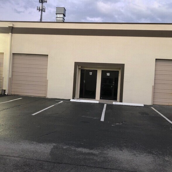 More Photos Of 10026 Spanish Isle Blvd, Boca Raton Warehouse For Lease