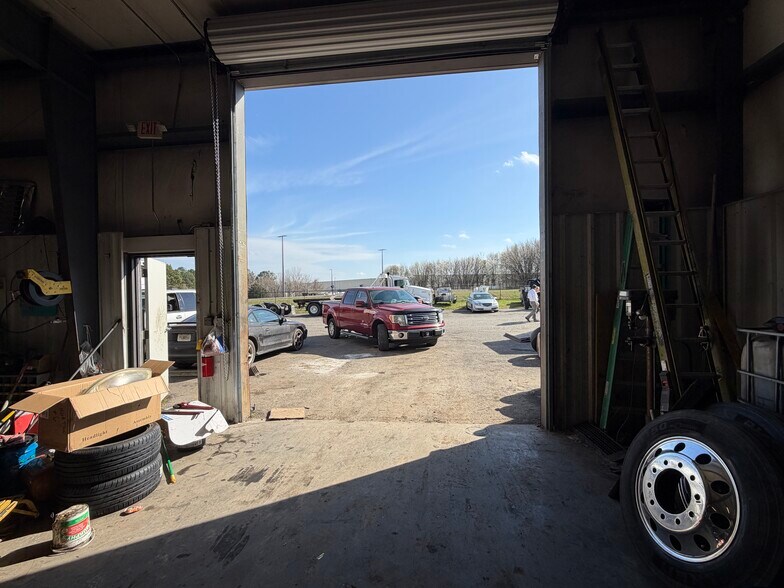 More Photos Of 419 Hamilton Crossing Rd NW, Cartersville Industrial For Sale