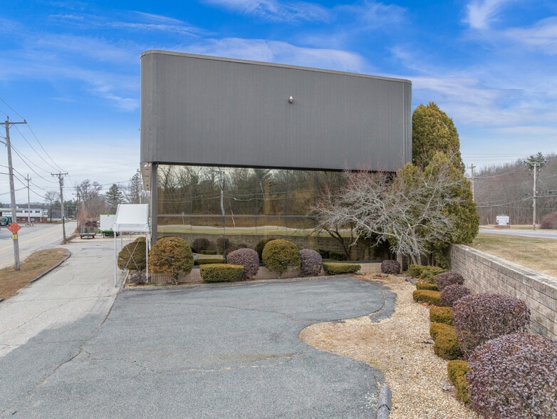 More Photos Of 2 Old Worcester Rd, Webster Warehouse For Sale