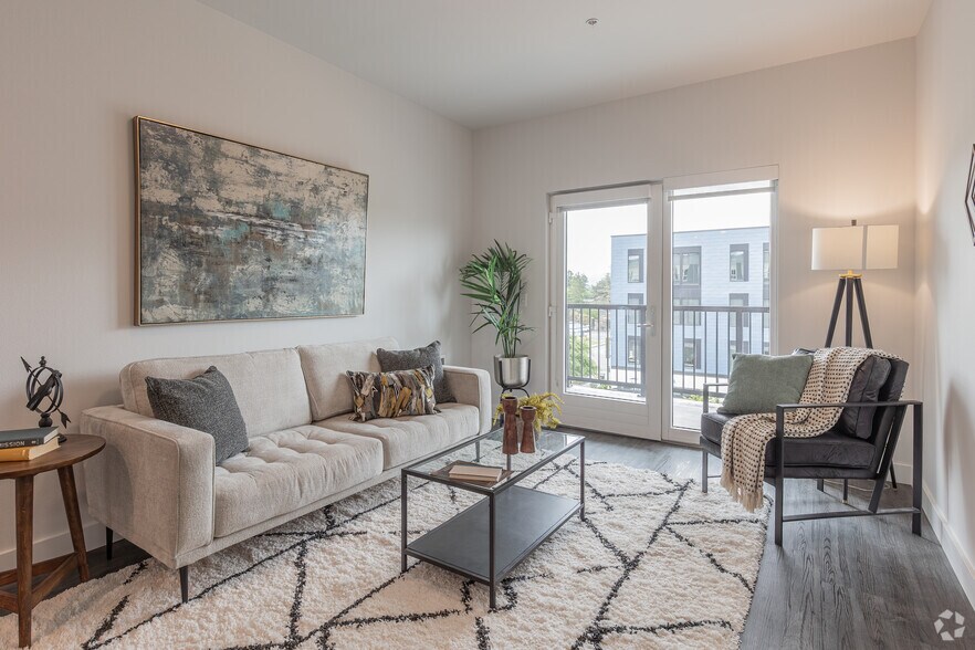 More Photos Of 18604-18688 E Burnside St, Portland Apartments For Lease