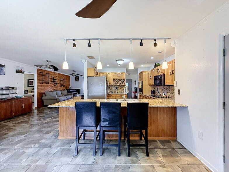 More Photos Of 7813 Leo Kidd Ave, Port Richey Flex For Sale