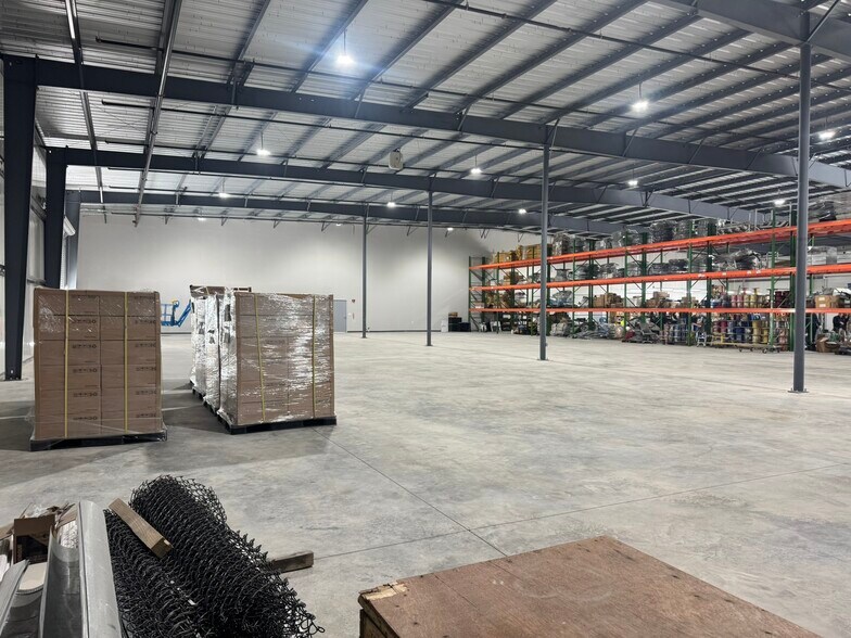More Photos Of 763 US-80 Hwy, Eden Light Distribution For Lease