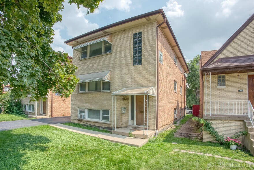 Primary Photo Of 1617 N 35th Ave, Melrose Park Apartments For Sale