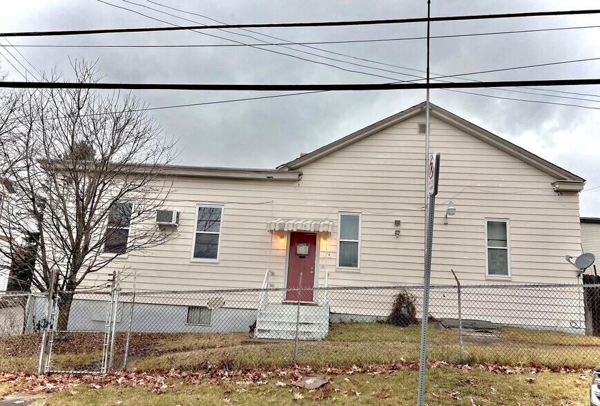 More Photos Of 206 Fernleaf St, Pittsburgh General Retail For Sale