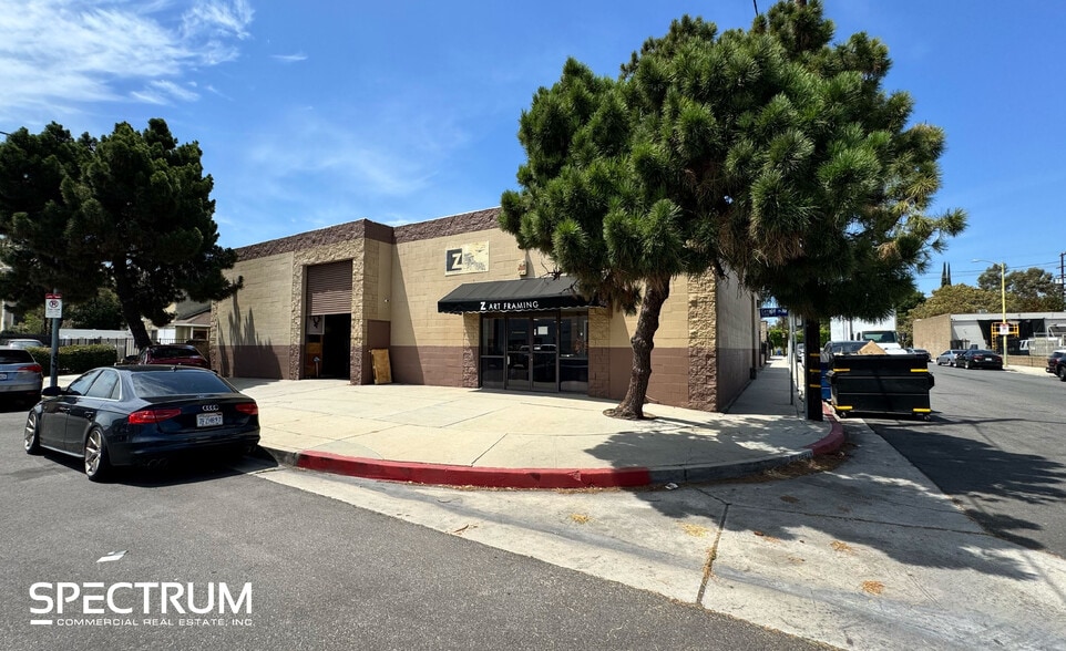 Primary Photo Of 16540 Gault St, Van Nuys Warehouse For Lease