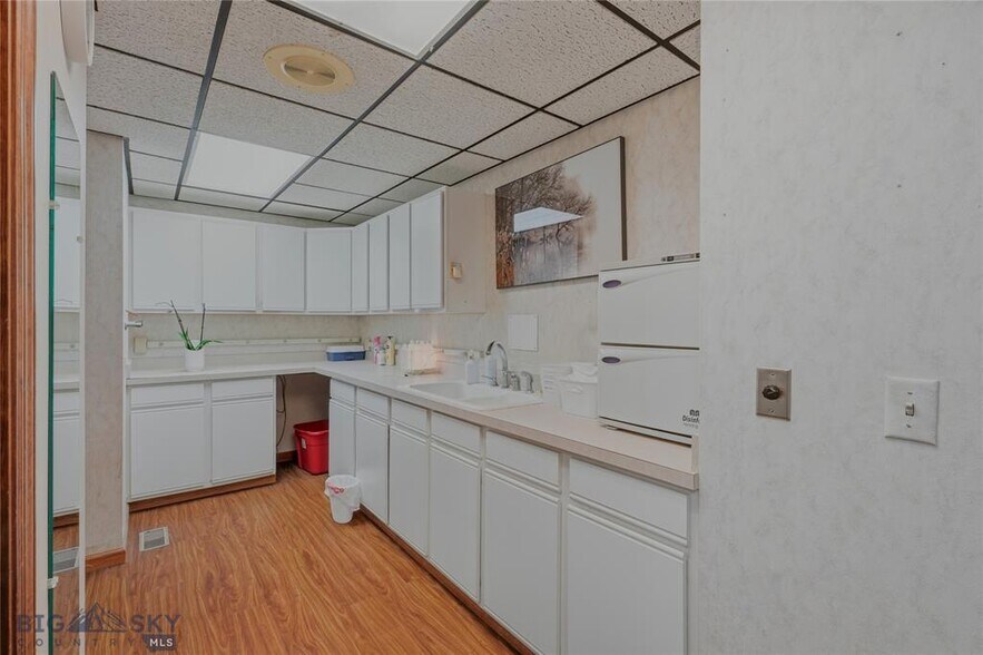 More Photos Of 108 N 11th Ave, Bozeman Medical For Sale
