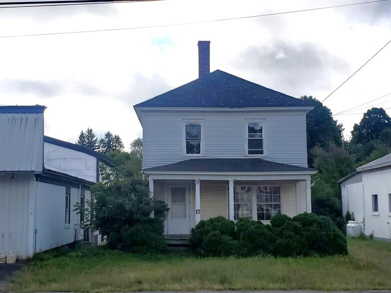Primary Photo Of 17 Summer St, Dover-Foxcroft Office For Sale