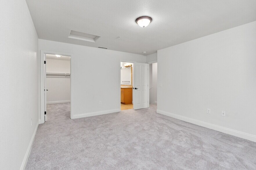 More Photos Of 204 Rosebud Ln, Saint Helena Apartments For Sale