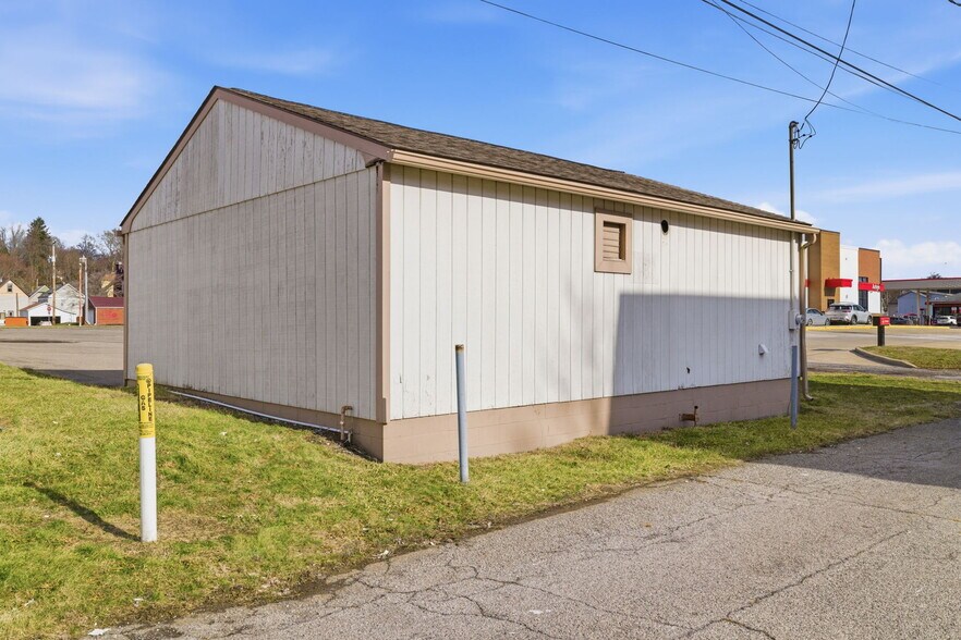 More Photos Of 400 5th Ave, New Brighton Auto Repair For Sale