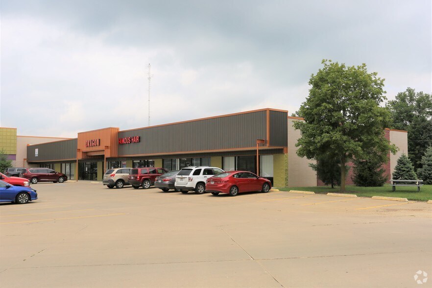 Primary Photo Of 102-114 Hedstrom Dr, Ashland Storefront Retail Office For Lease