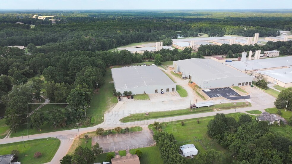 Primary Photo Of 754 E Hightower Trl, Social Circle Warehouse For Lease