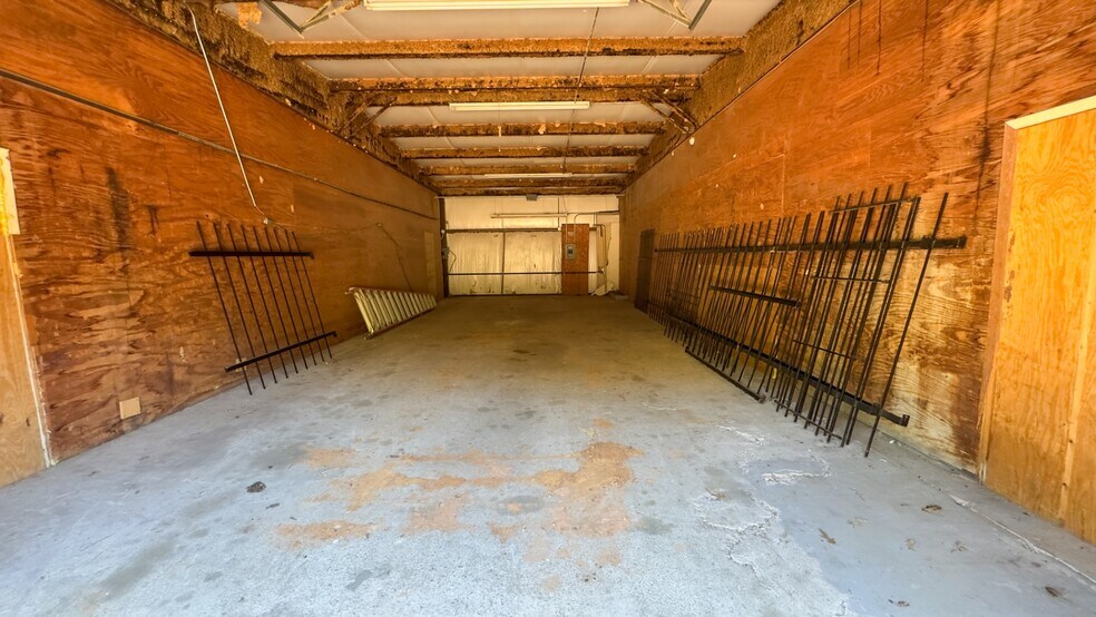 More Photos Of 4918 Profit Dr, Tyler Industrial For Lease