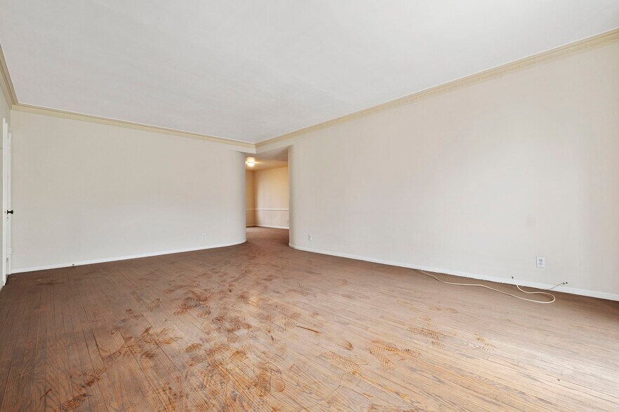 More Photos Of 1248 N Crescent Heights Blvd, West Hollywood Apartments For Sale