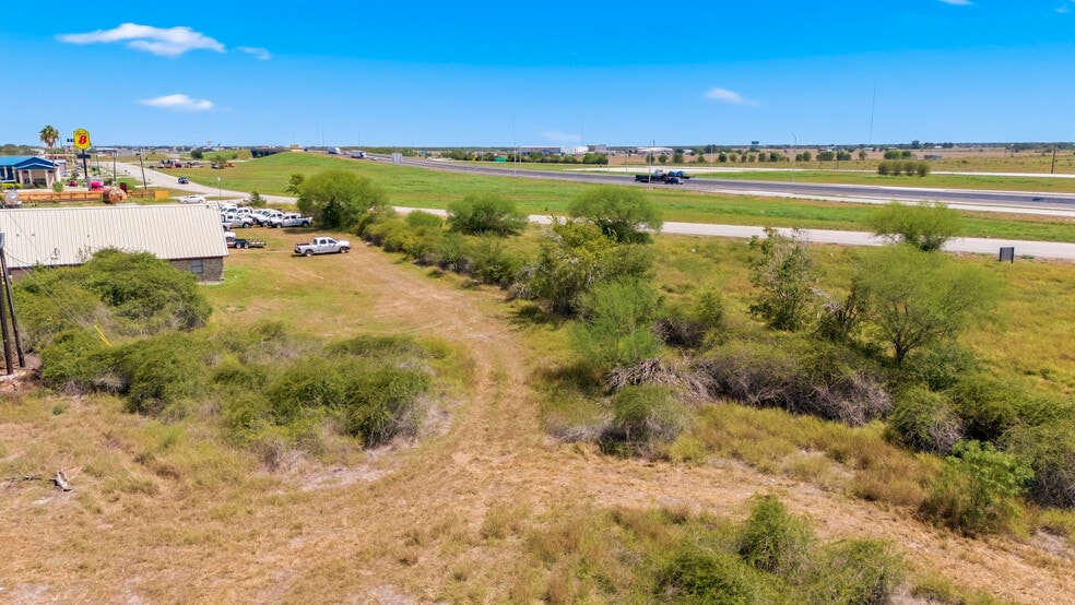 More Photos Of 2904 US Highway 59 Hwy, Victoria Land For Sale