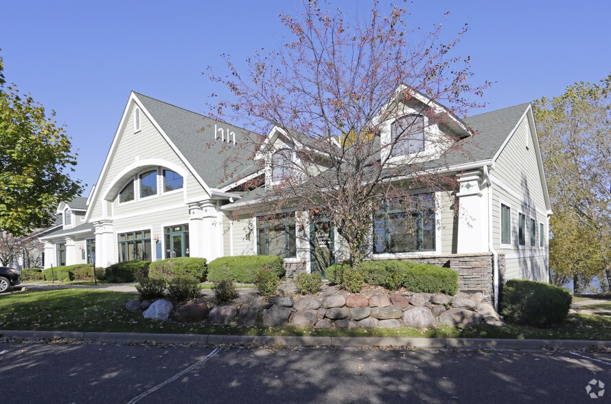 Primary Photo Of 11100-11116 N Zealand Ave, Champlin Office Residential For Lease
