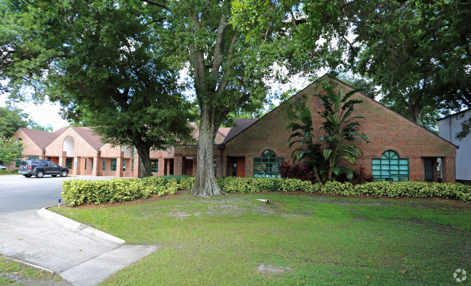 Primary Photo Of 4200 N Armenia Ave, Tampa Medical For Sale