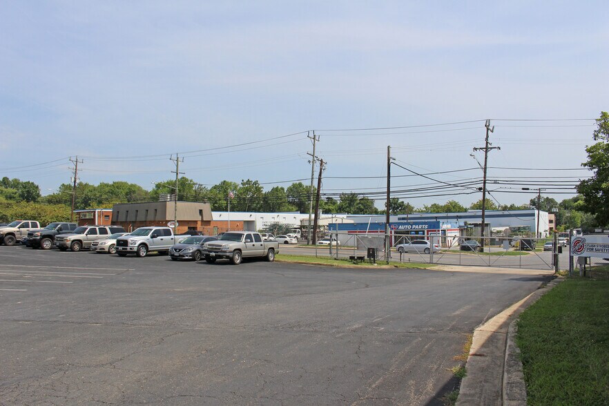 More Photos Of 101 Ritchie Rd, Capitol Heights Warehouse For Sale