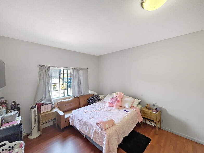 More Photos Of 19477 Meekland Ave, Cherryland Multifamily For Sale