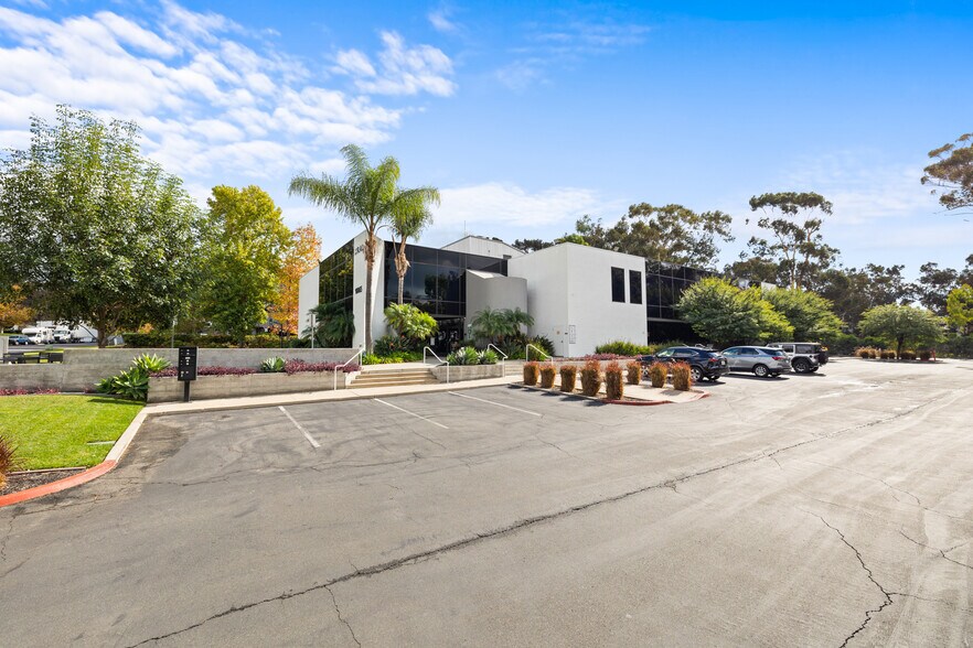 More Photos Of 10065 Old Grove Rd, San Diego Office For Lease