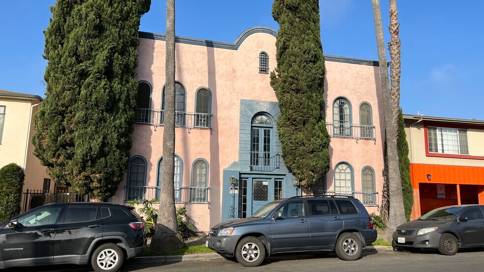 Primary Photo Of 1537 Corinth Ave, Los Angeles Apartments For Sale