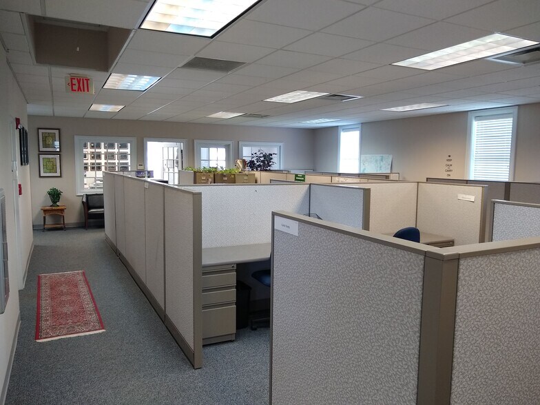 More Photos Of 4295 Jodeco Rd, McDonough Office For Lease