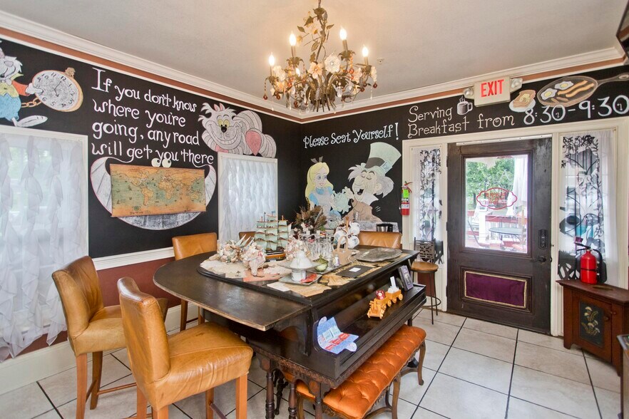 More Photos Of 18 Springfield St, Springfield Hospitality For Sale