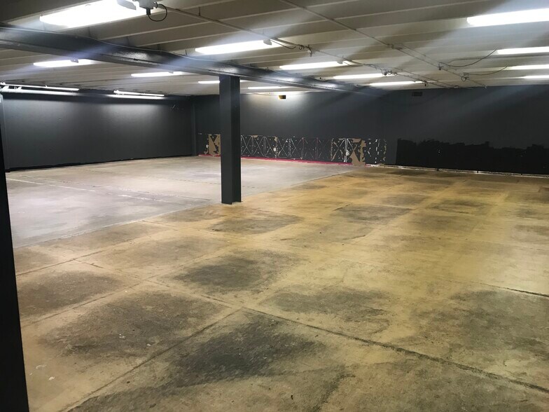 More Photos Of 330 N Reading Rd, Ephrata Unknown For Lease