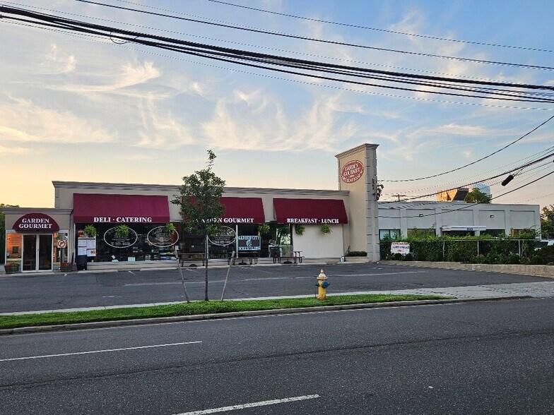 More Photos Of , Garden City Office For Sale