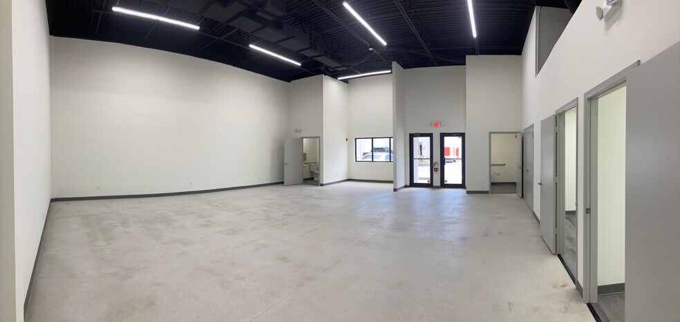 More Photos Of 11586 Pierson Rd, Wellington Warehouse For Lease