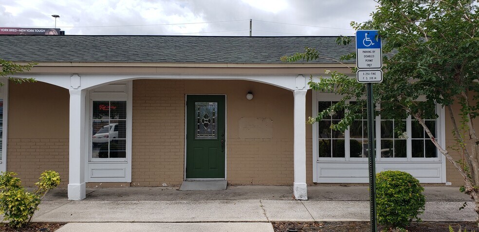 More Photos Of 28960 US Highway 19 N, Clearwater Medical For Sale