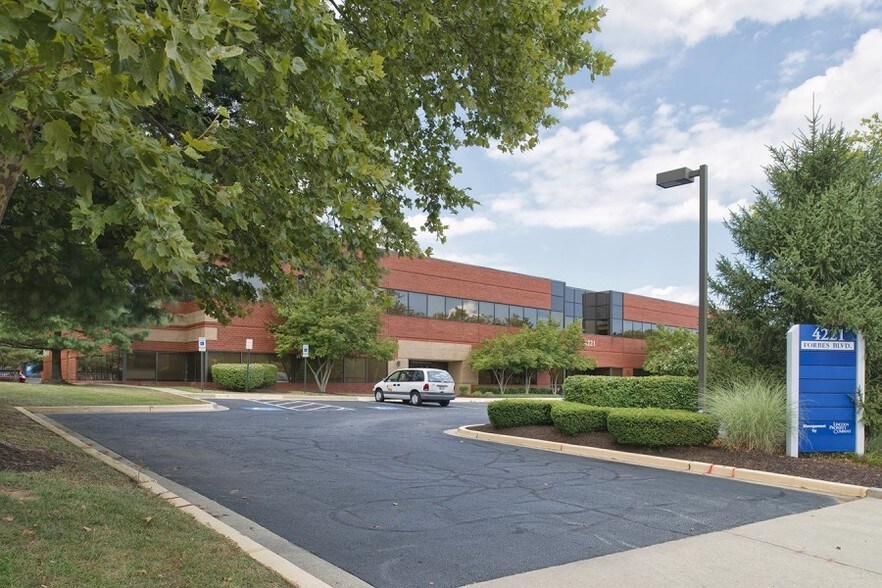 More Photos Of 4221 Forbes Blvd, Lanham Office For Lease