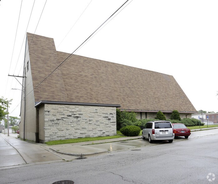 More Photos Of 4517 St. Charles Rd, Bellwood Religious Facility For Sale