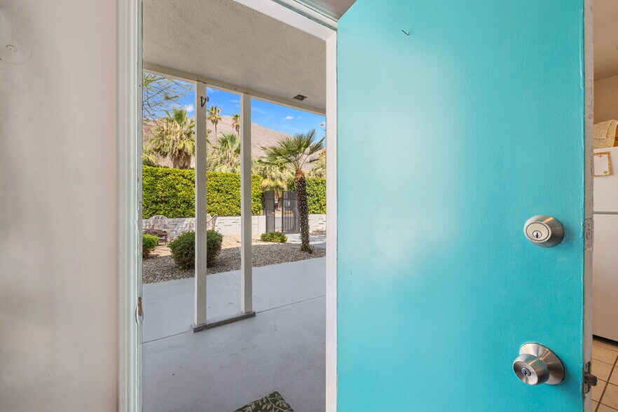 More Photos Of 1674 S Via Salida, Palm Springs Apartments For Sale