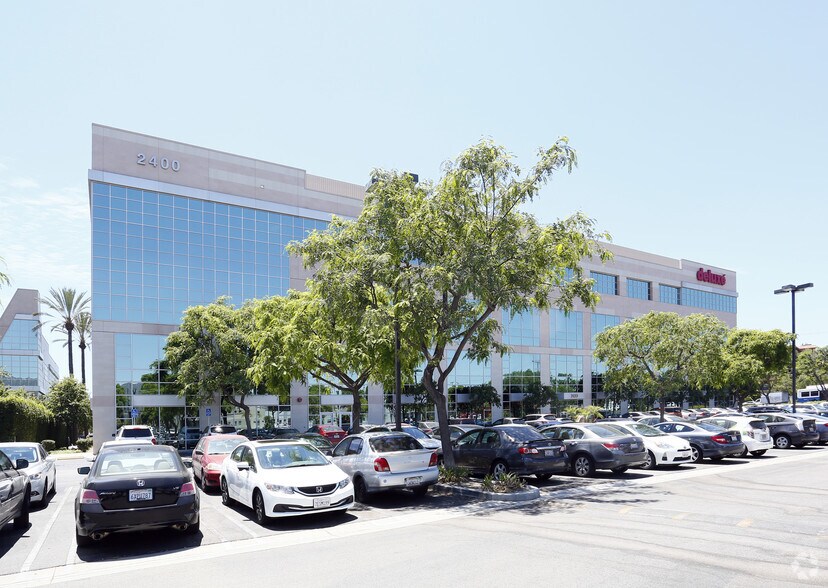 More Photos Of 2400 Empire Ave, Burbank Office For Lease