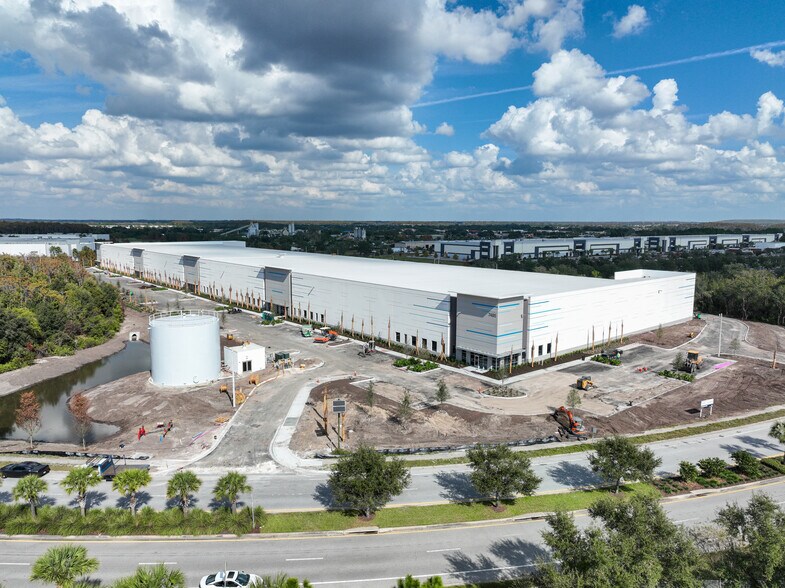 More Photos Of 7150 LeeVista Blvd, Orlando Unknown For Lease