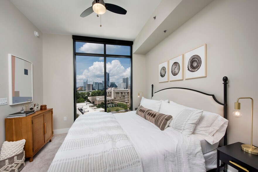 More Photos Of 3478 Lakeside Dr NE, Atlanta Apartments For Lease