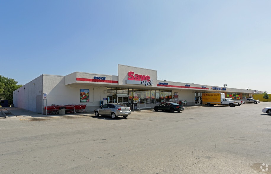 Primary Photo Of 3101-3125 E Seminary Dr, Fort Worth Unknown For Lease